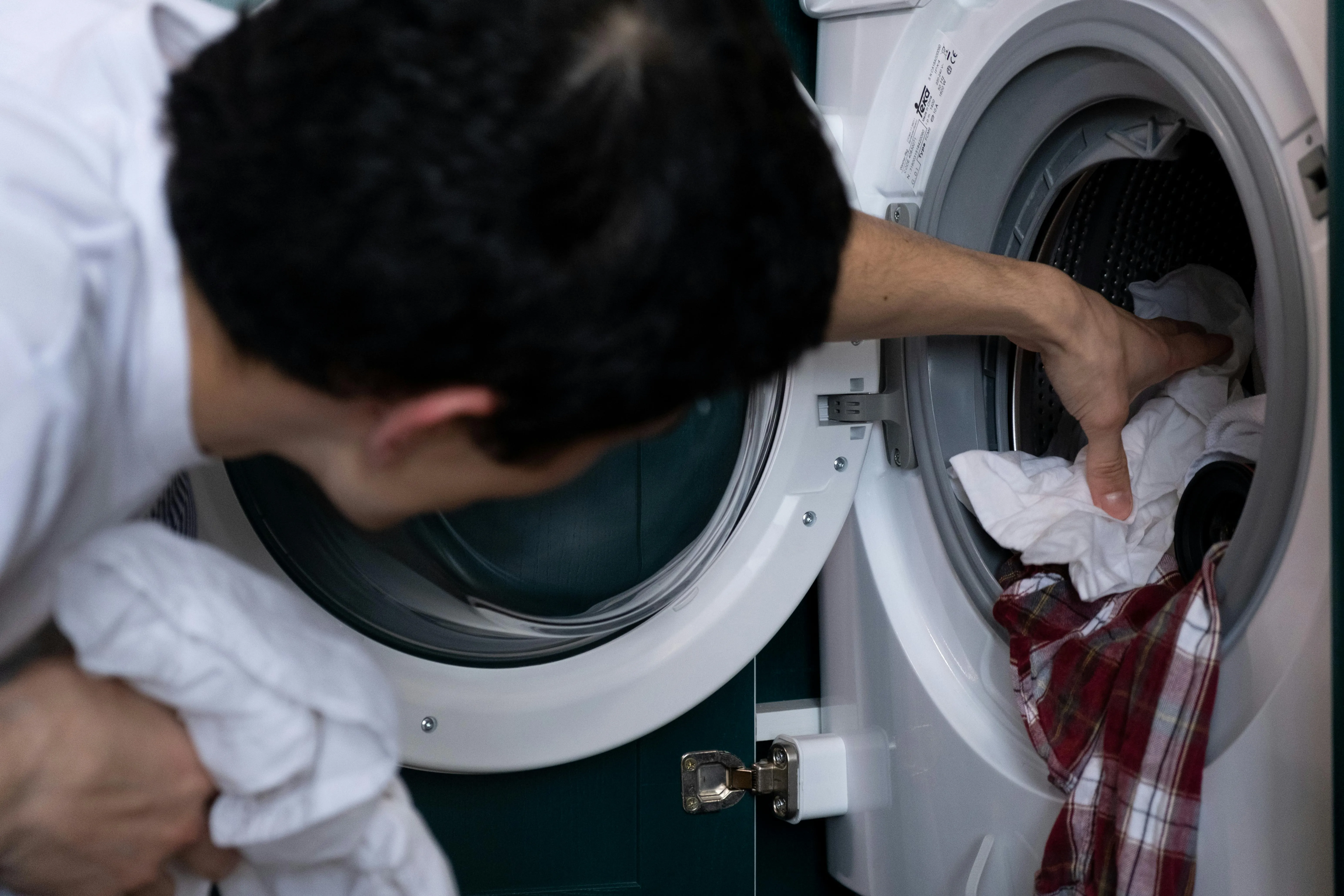 Gentle Dry Cleaning Process for Delicate Fabrics